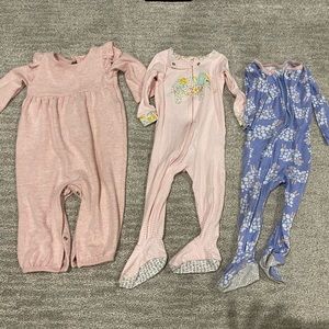 Bundle of sleepers. Baby girl 12 months. GUC